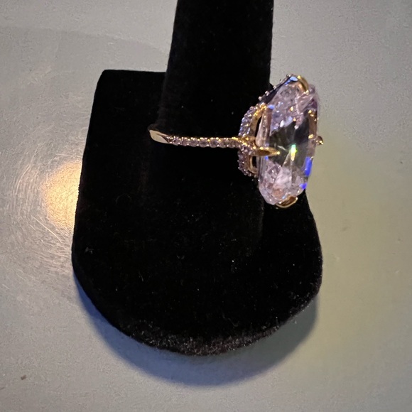 Designer Joan Boyce Sparkly LG Elegant Gold CZ Crystal Ring - Picture 5 of 6